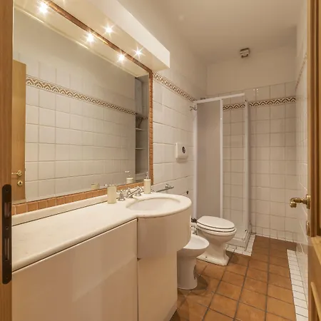 Piazza Di Spagna Stylish Flat
